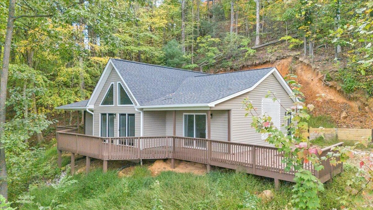 5613 Midway DR - Photo 2