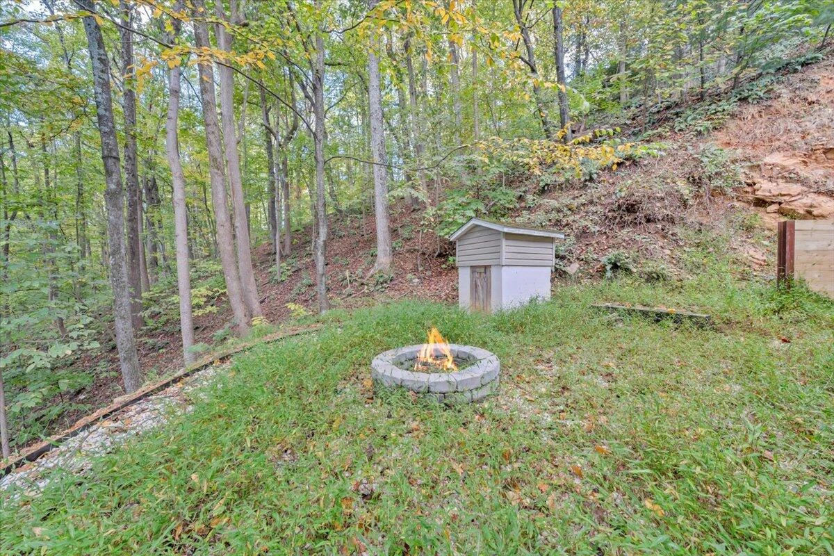 5613 Midway DR - Photo 27