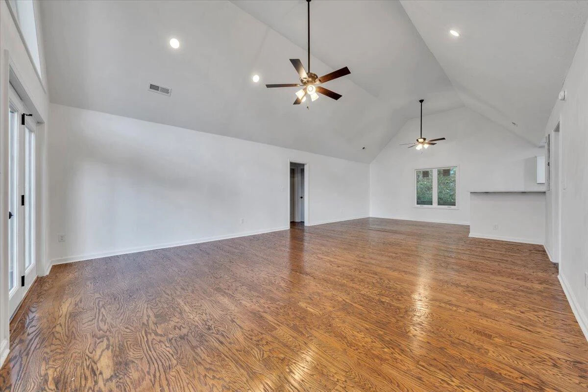 5613 Midway DR - Photo 5