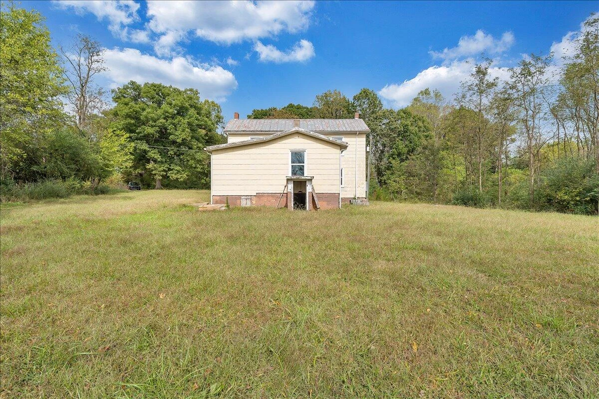 104 Claytor RD - Photo 20