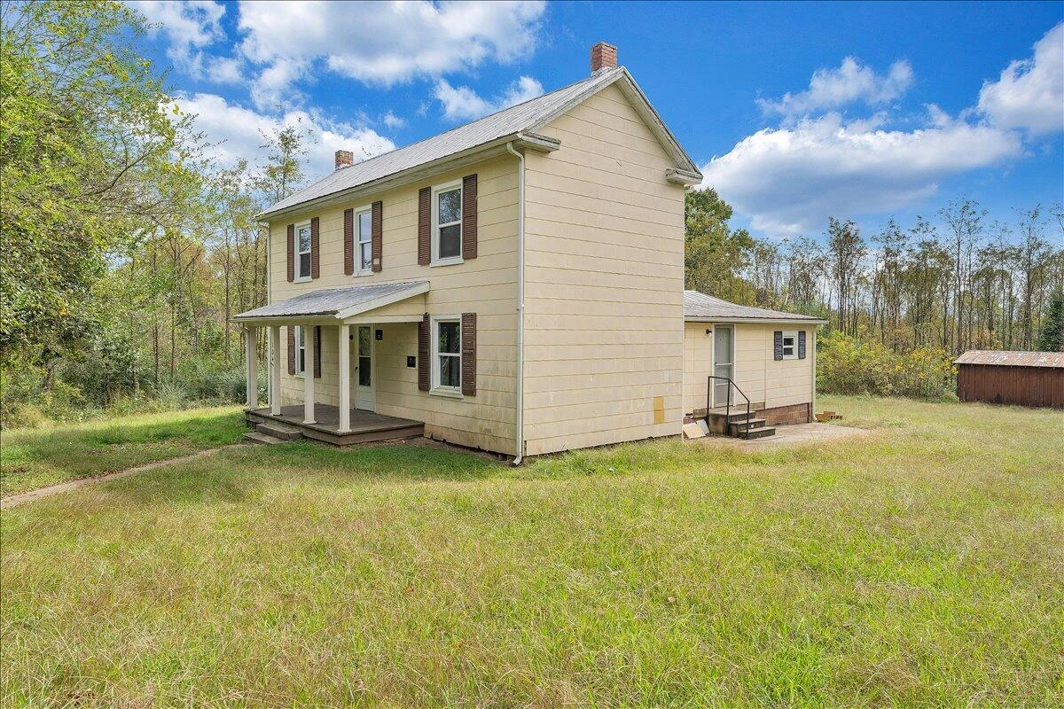 104 Claytor RD - Photo 28