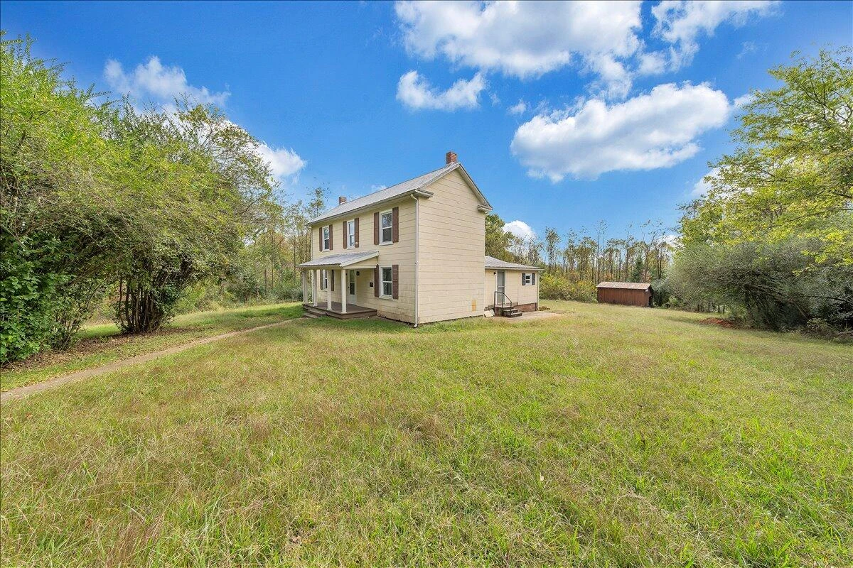 104 Claytor RD - Photo 31
