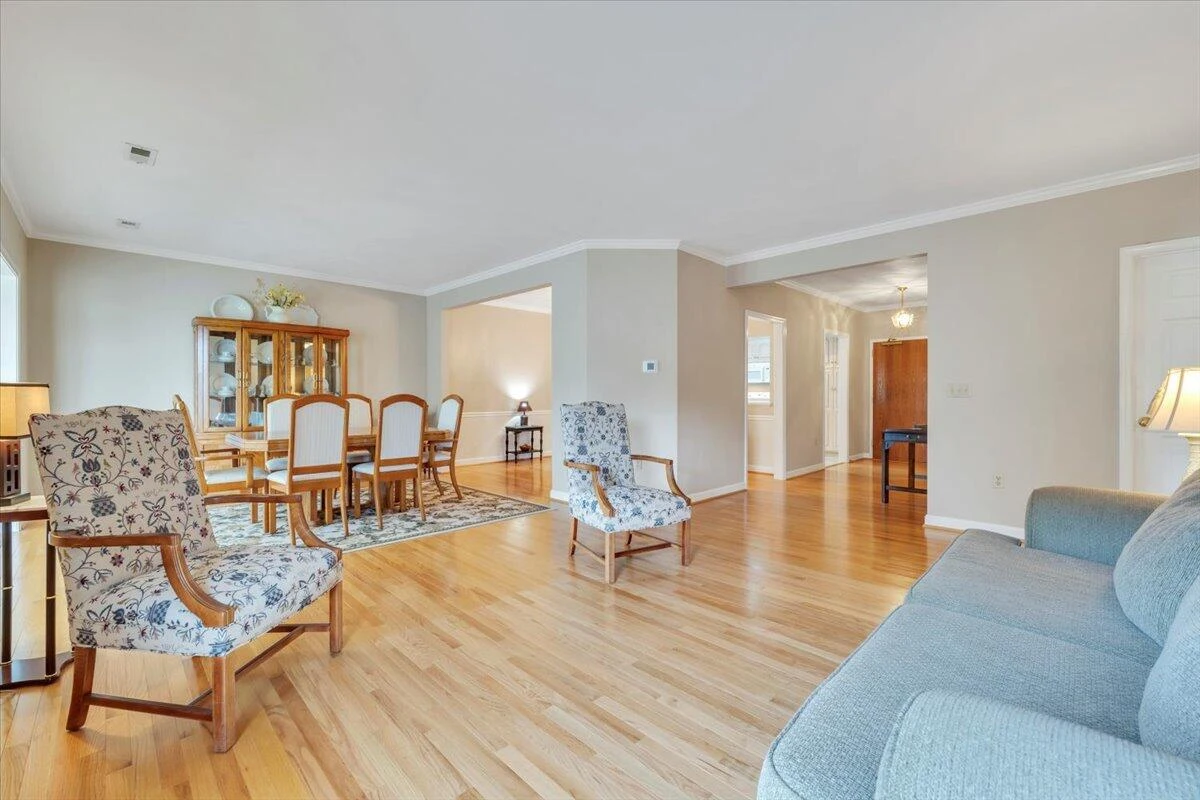 4825 Glen Ivy LN #315 - Photo 4