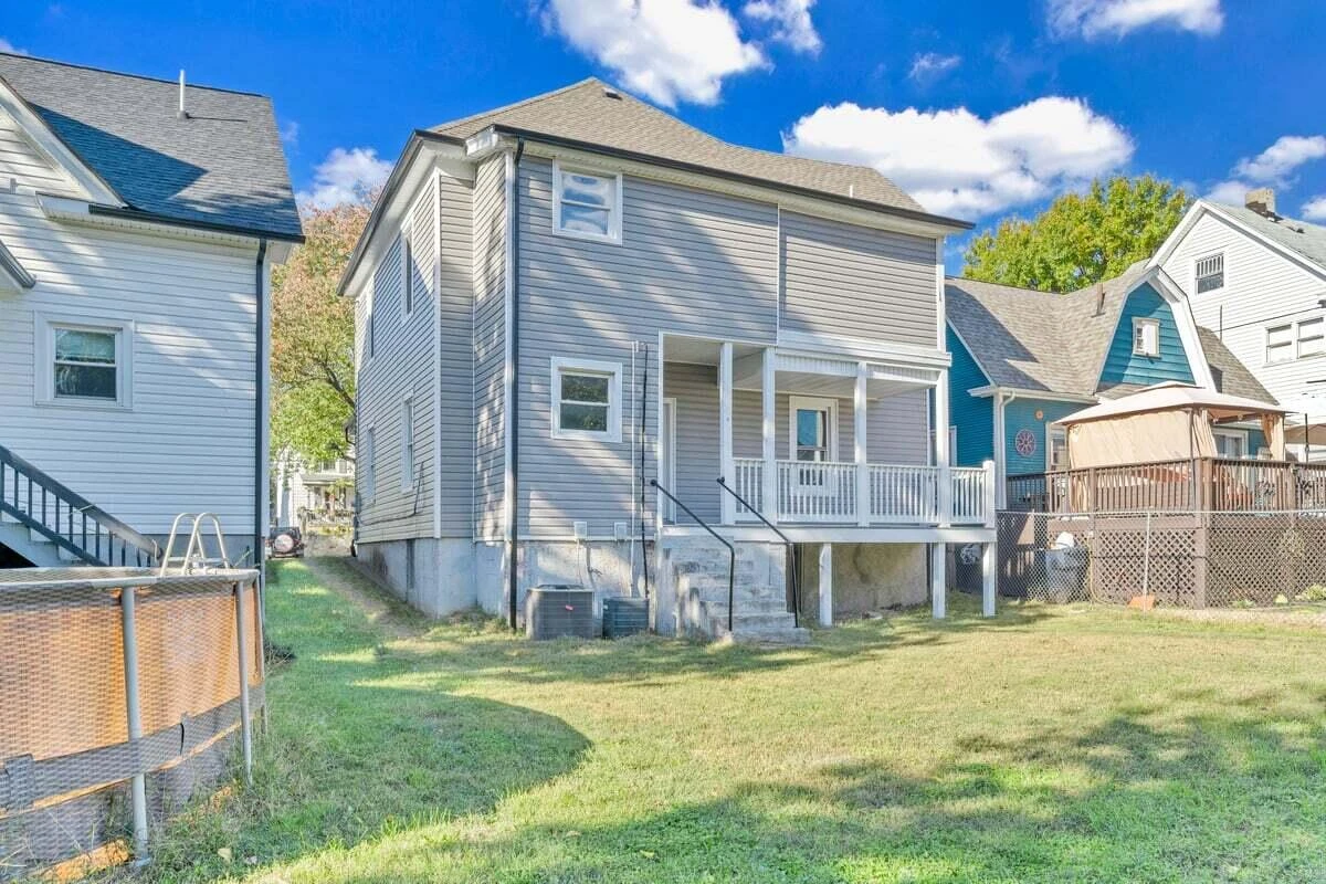 629 Highland AVE - Photo 12