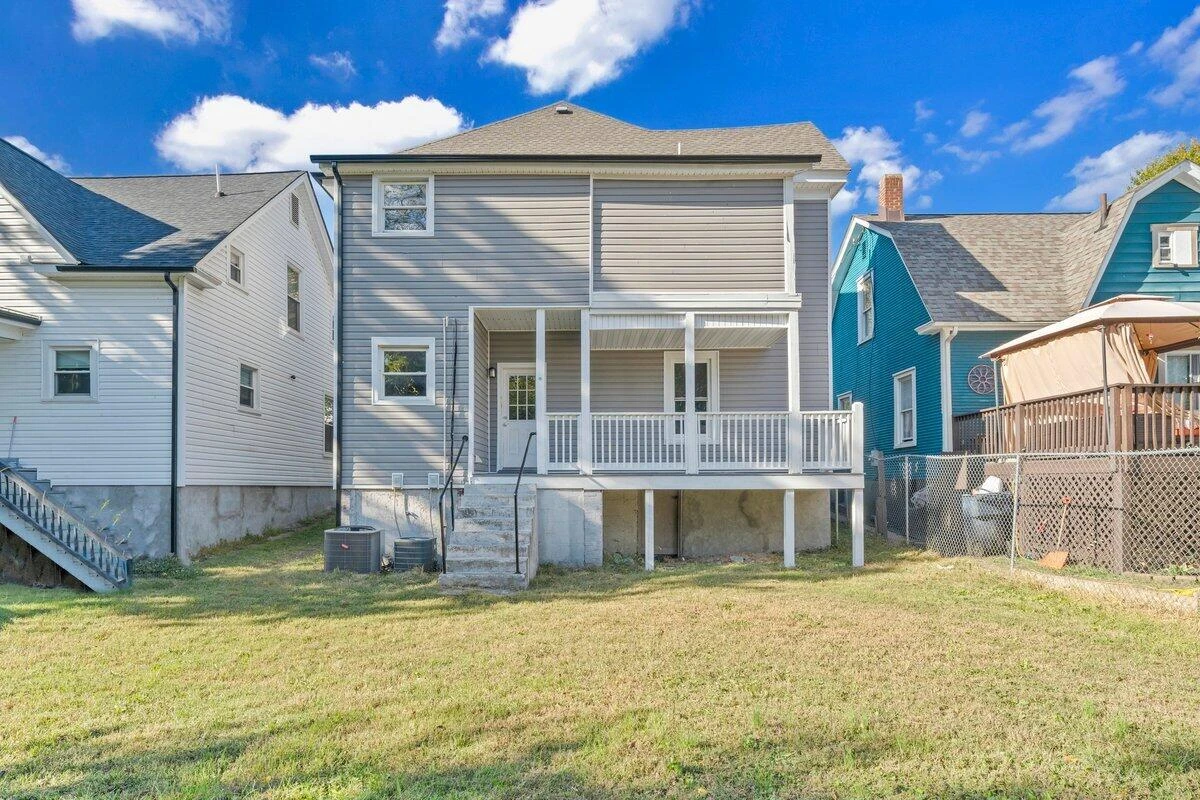 629 Highland AVE - Photo 17