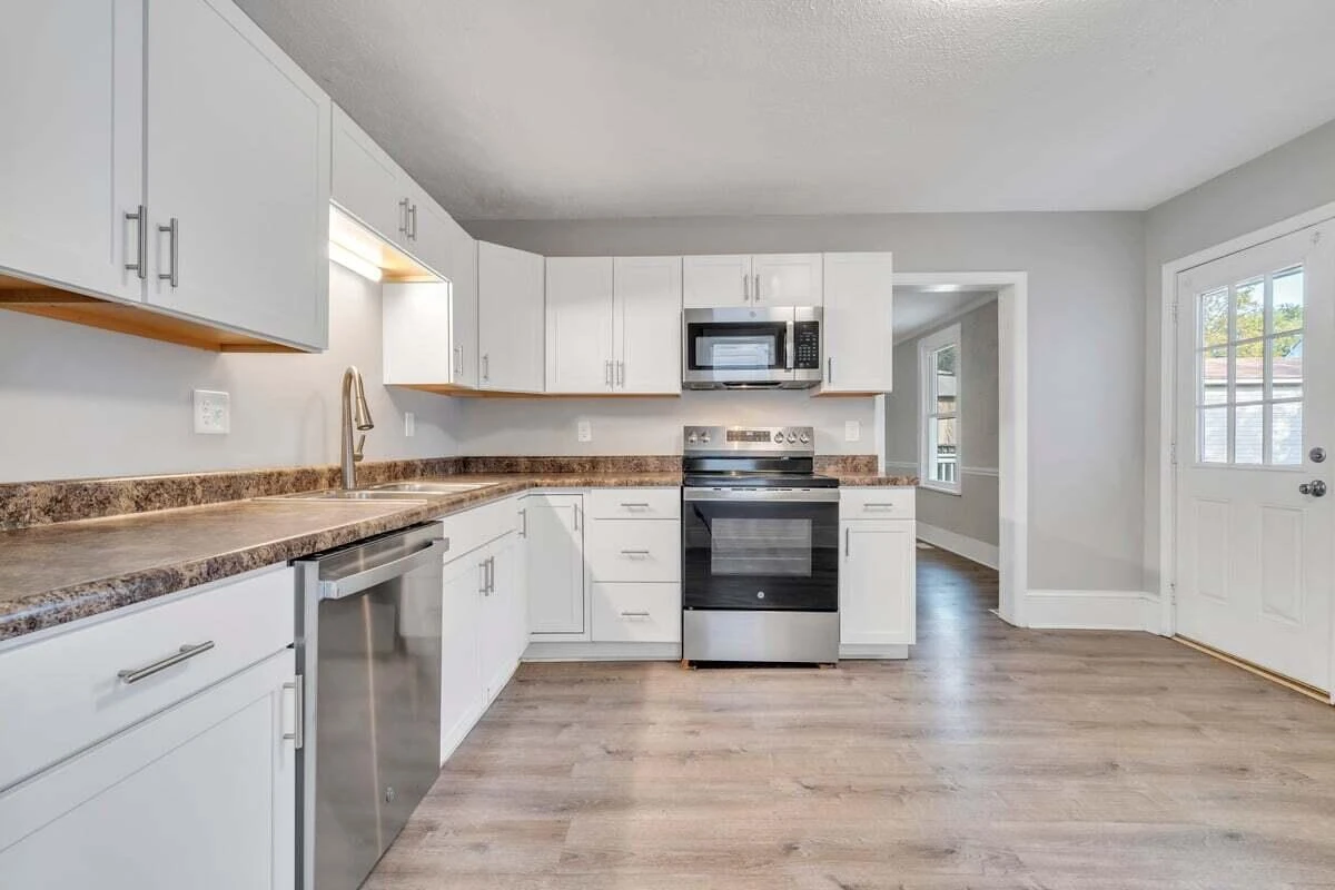 629 Highland AVE - Photo 34
