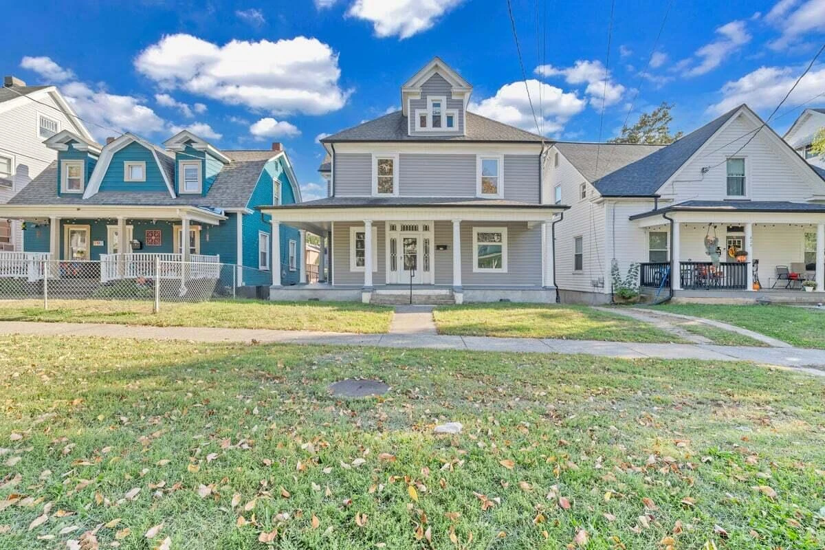 629 Highland AVE - Photo 4
