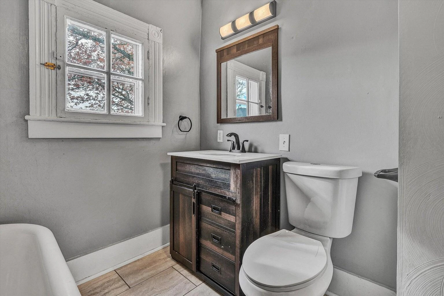 360 Mountain AVE - Photo 8