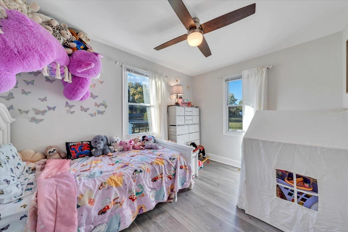 3927 Michigan AVE - Photo 12
