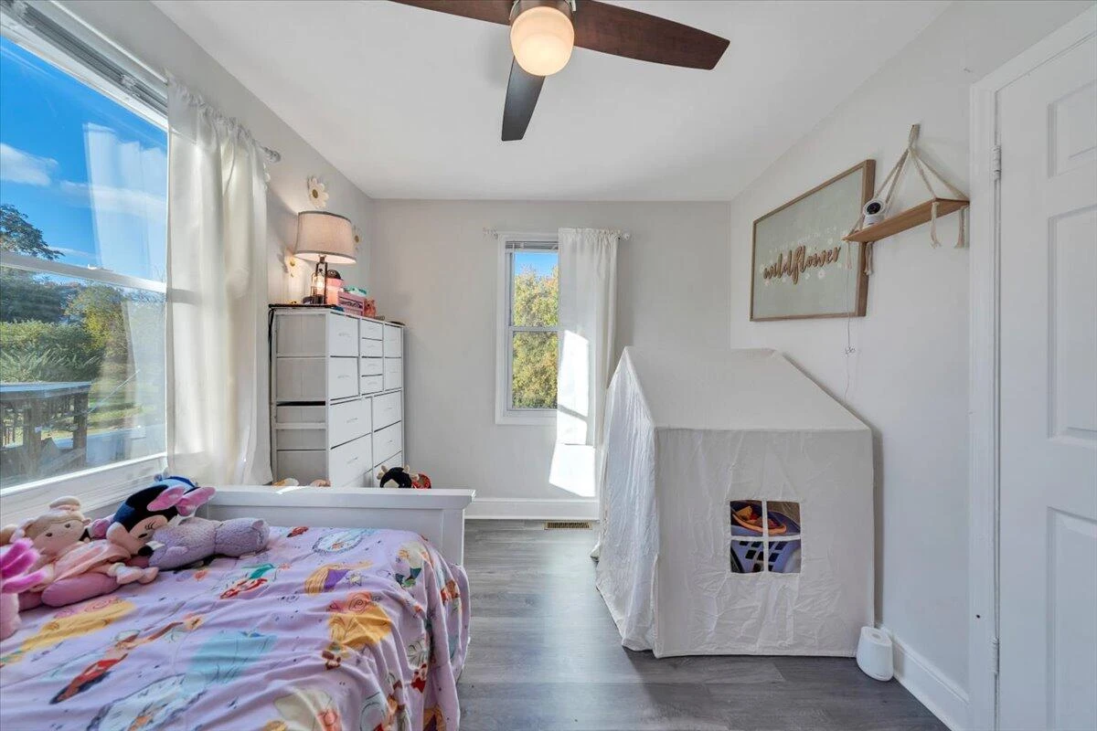 3927 Michigan AVE - Photo 13