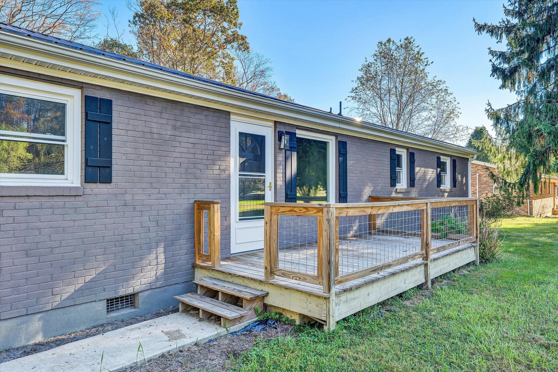 304 Broken Arrow LN - Photo 6