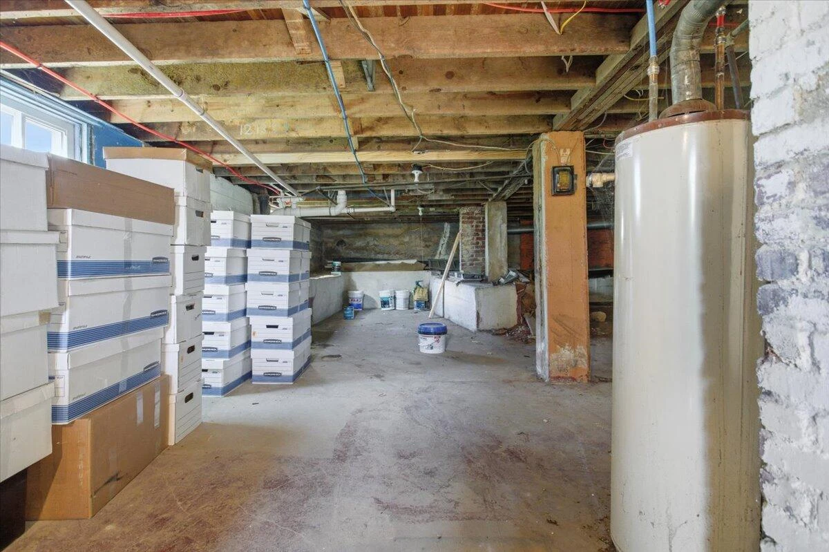 2110 Carroll AVE - Photo 22
