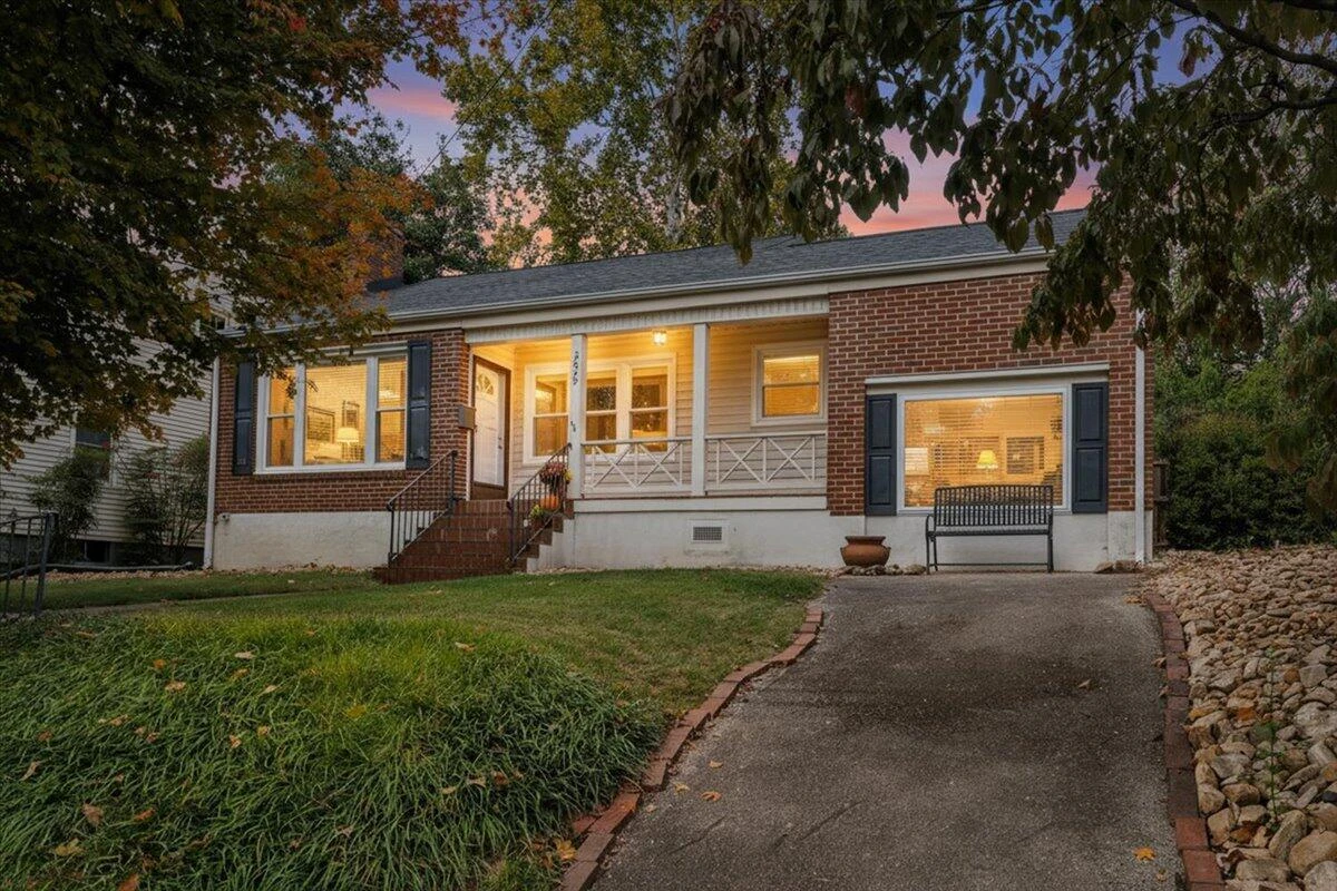 2629 Fairway DR
