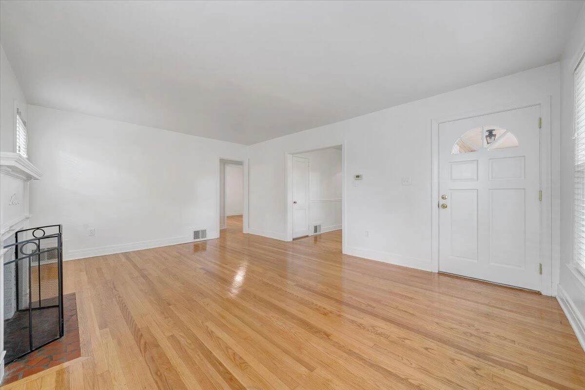 2629 Fairway DR - Photo 11