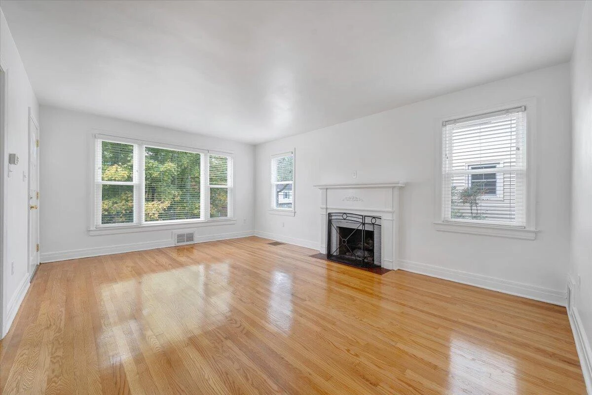 2629 Fairway DR - Photo 13