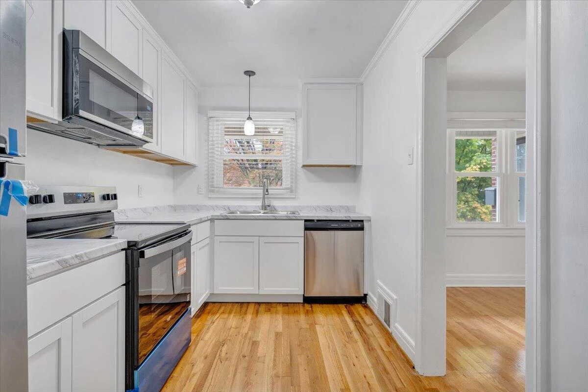 2629 Fairway DR - Photo 18