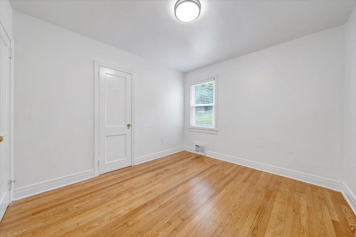 2629 Fairway DR - Photo 31