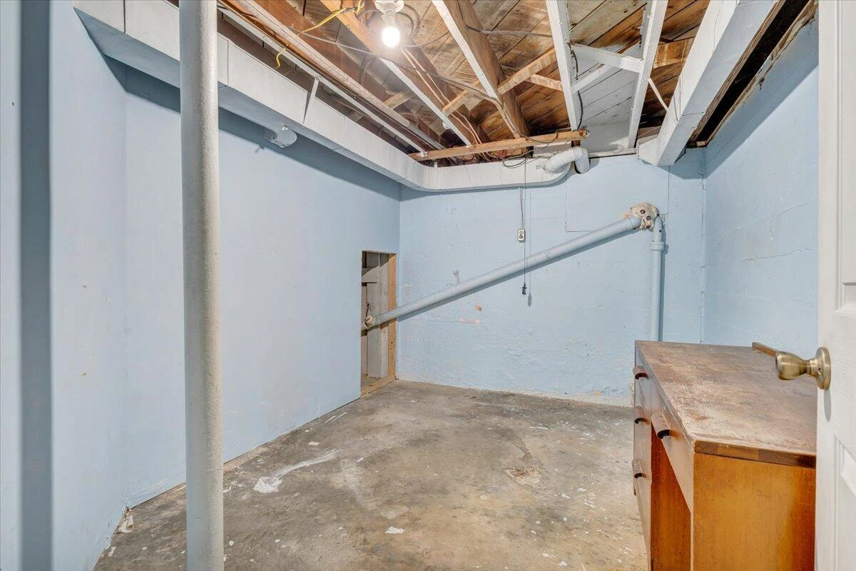 2629 Fairway DR - Photo 34