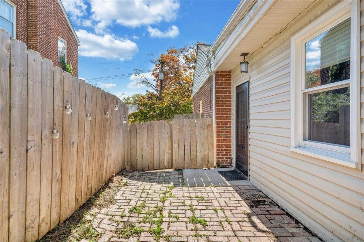 2629 Fairway DR - Photo 38
