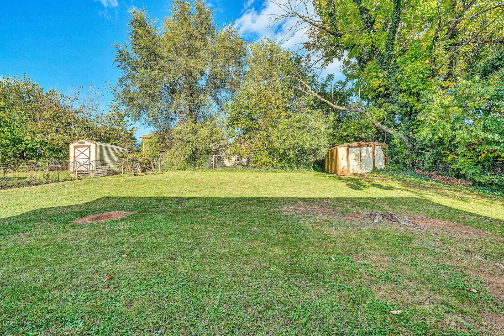 2741 Kennedy ST - Photo 21