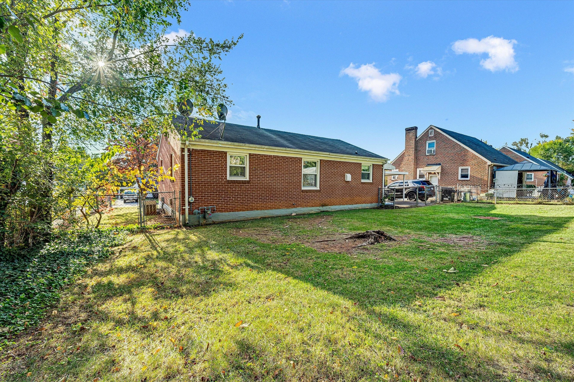 2741 Kennedy ST - Photo 23