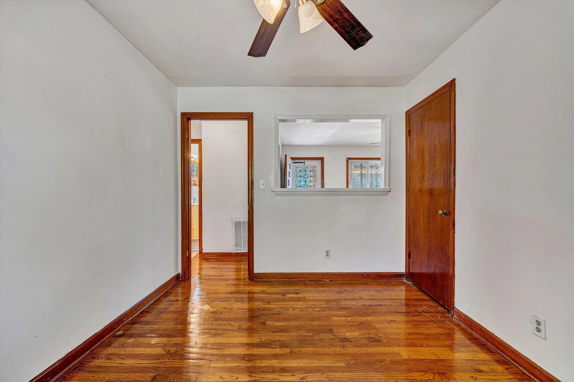 2741 Kennedy ST - Photo 6