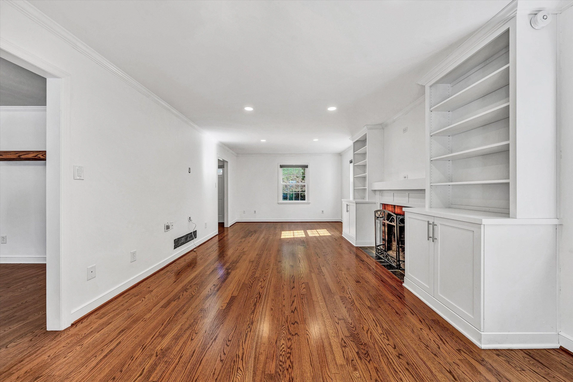 3033 Bancroft DR - Photo 14
