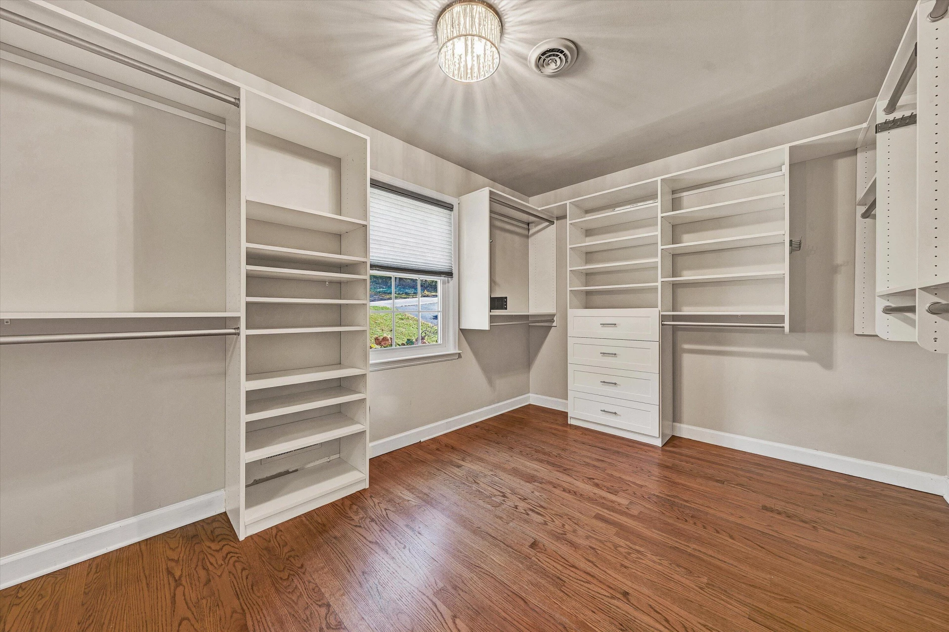3033 Bancroft DR - Photo 40