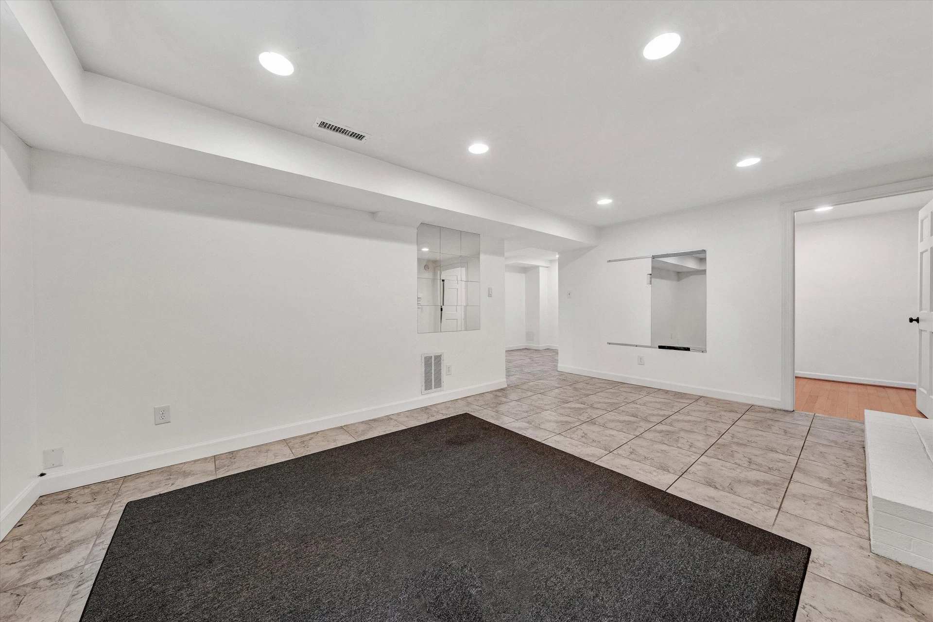 3033 Bancroft DR - Photo 46