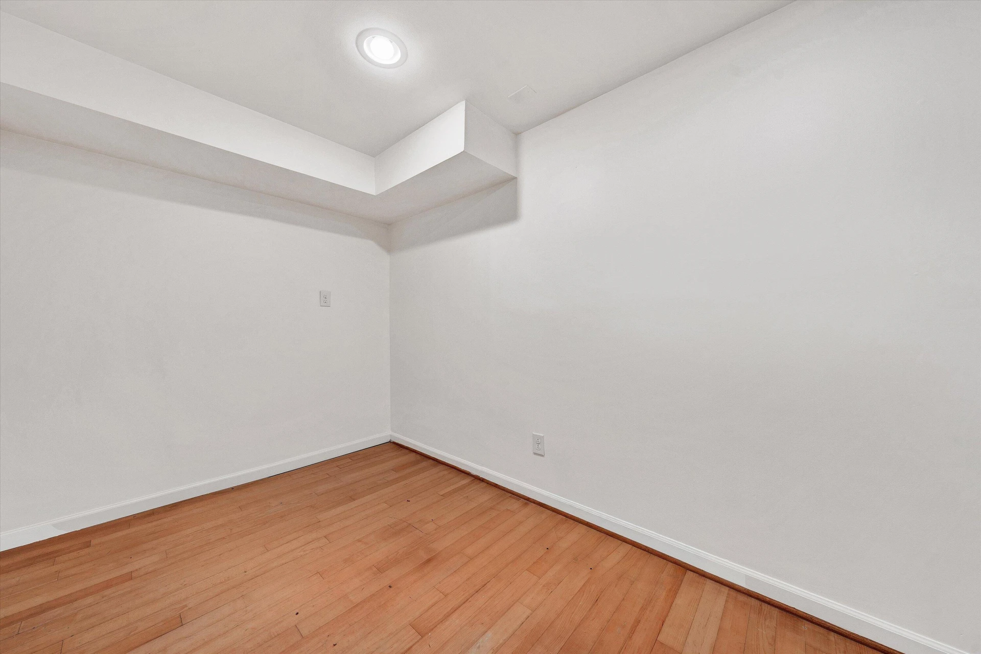 3033 Bancroft DR - Photo 47