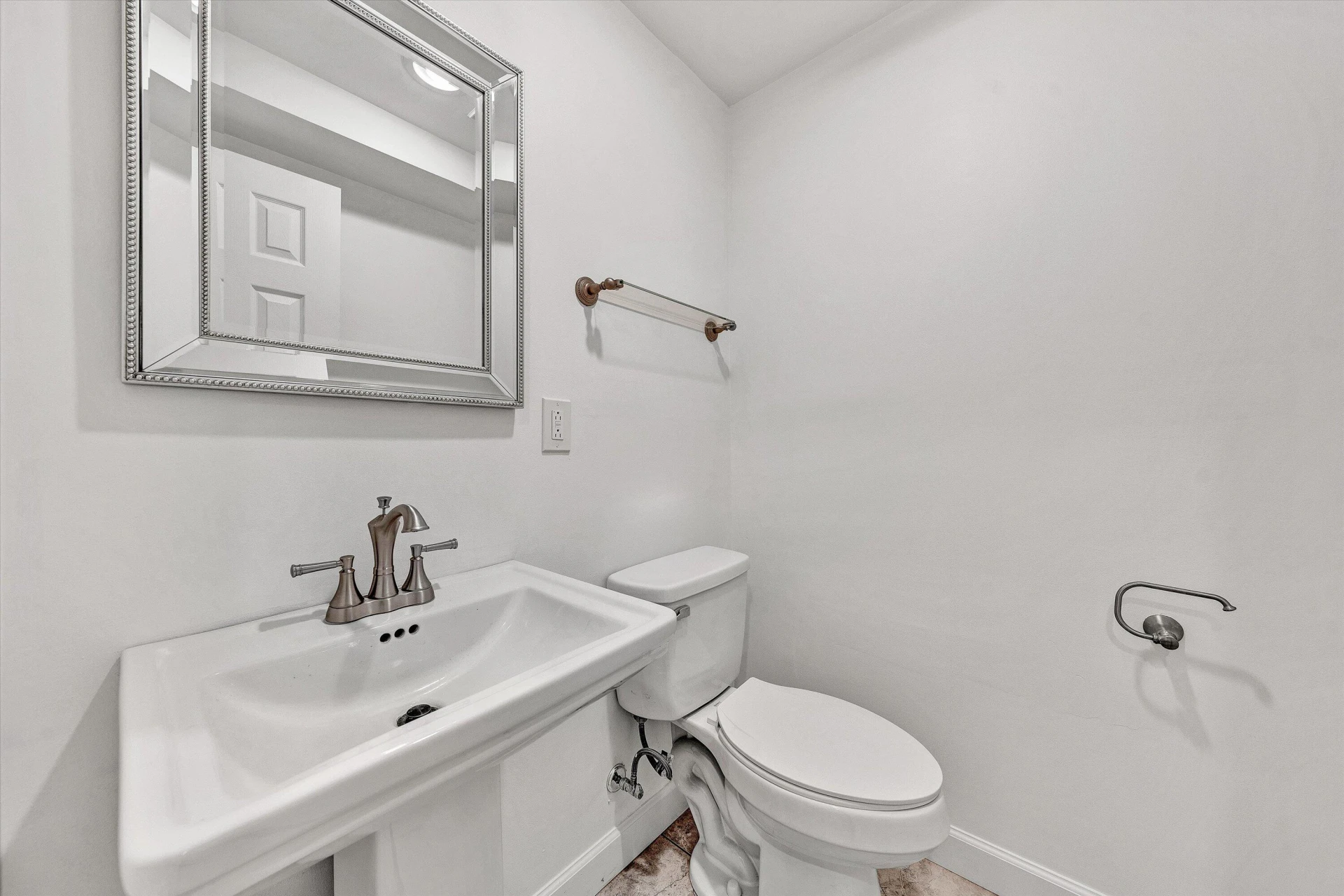 3033 Bancroft DR - Photo 48