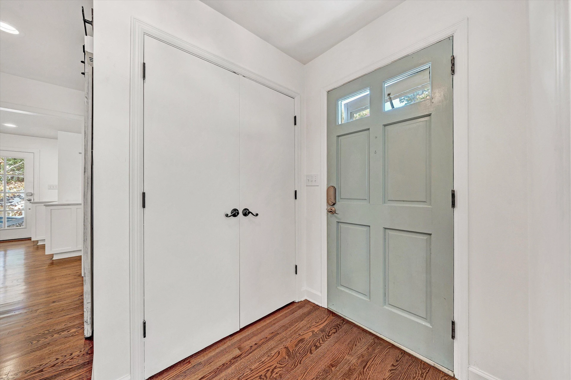 3033 Bancroft DR - Photo 11