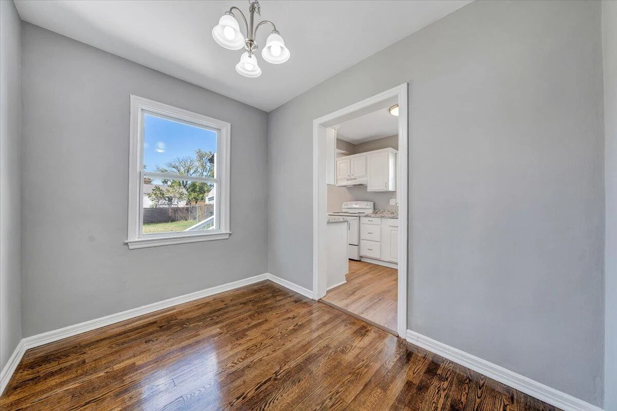 144 Courtney AVE - Photo 14