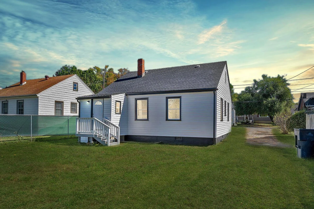 144 Courtney AVE - Photo 3