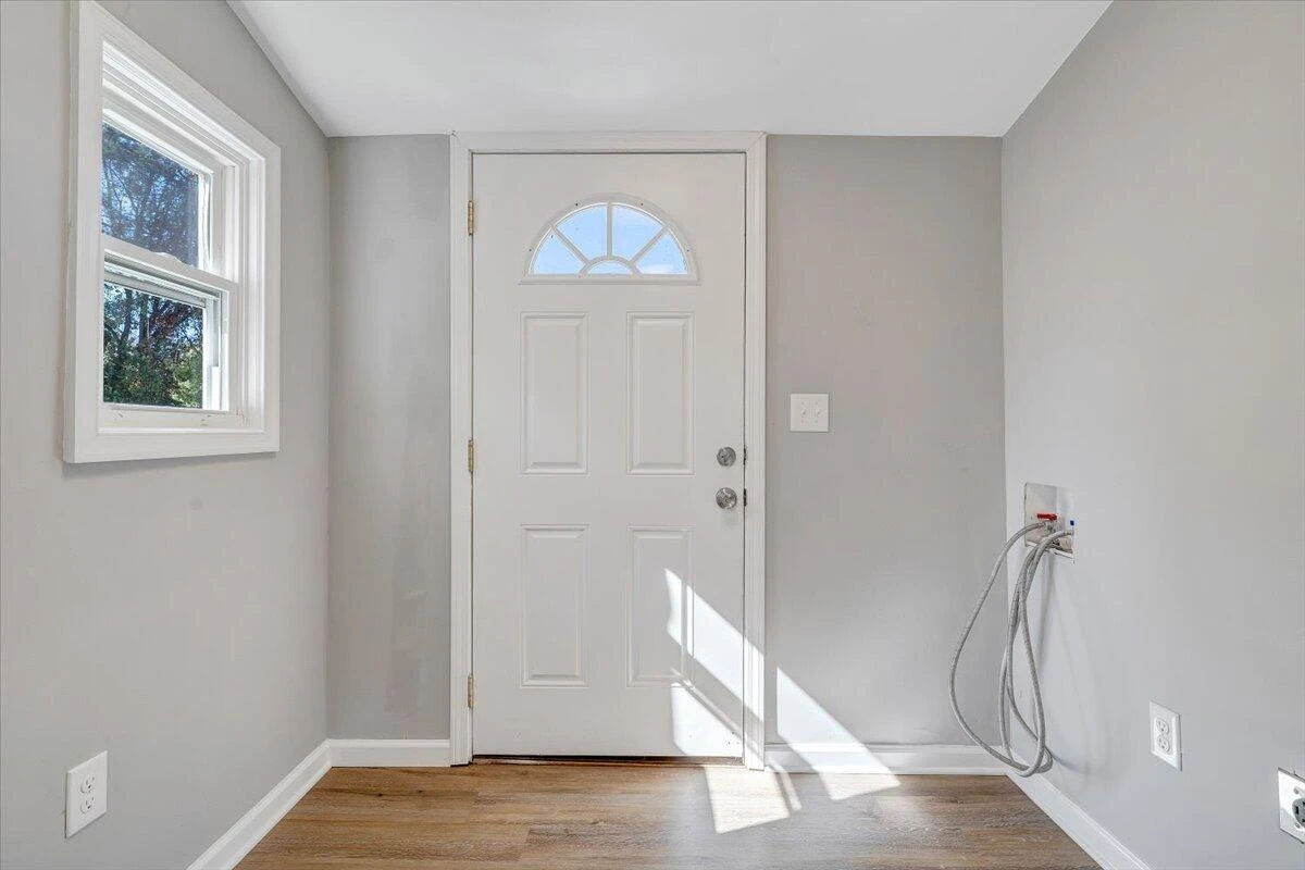 144 Courtney AVE - Photo 26