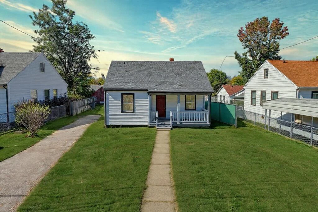 144 Courtney AVE - Photo 4