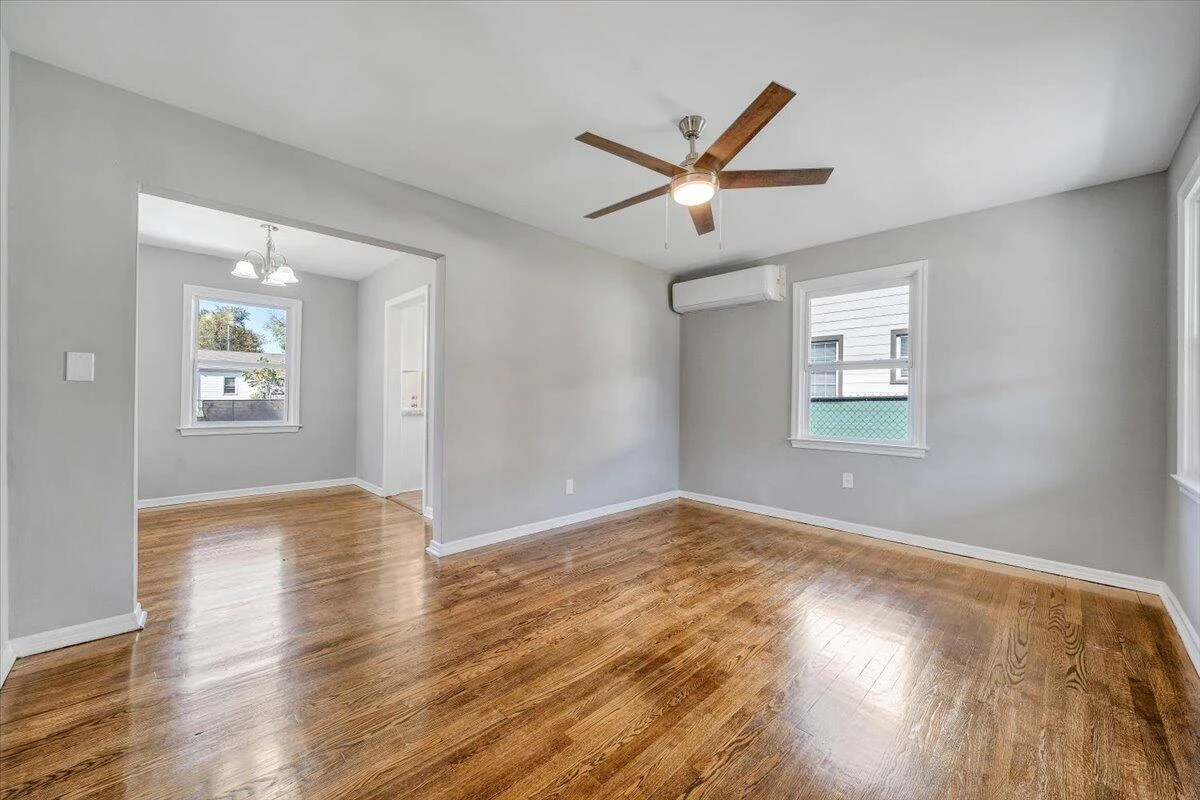 144 Courtney AVE - Photo 9