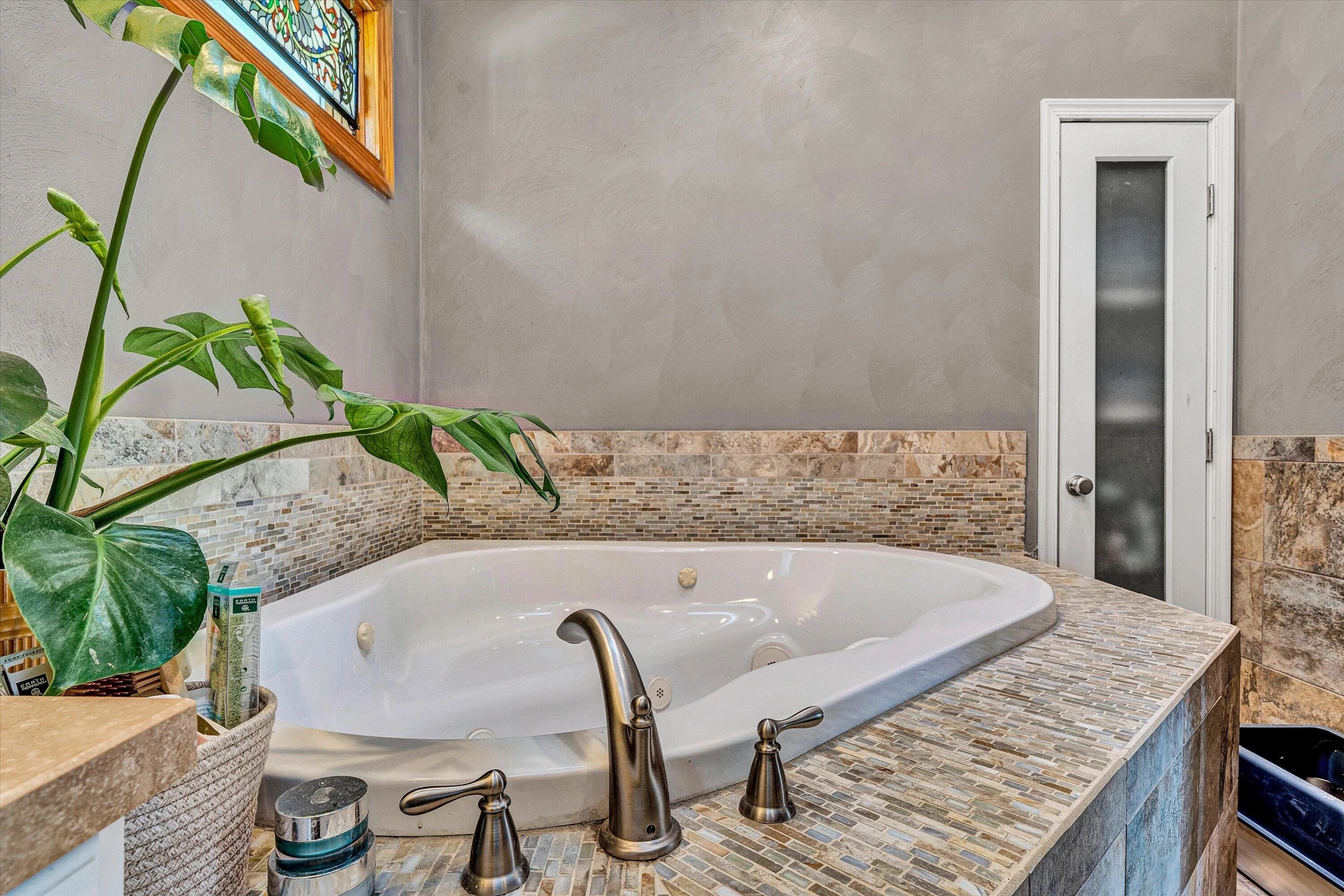 1013 Howbert AVE - Photo 35