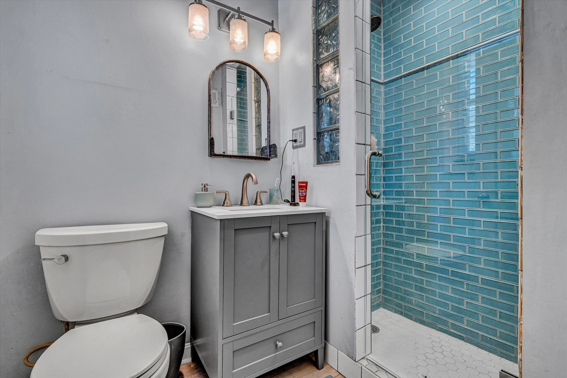 1013 Howbert AVE - Photo 42