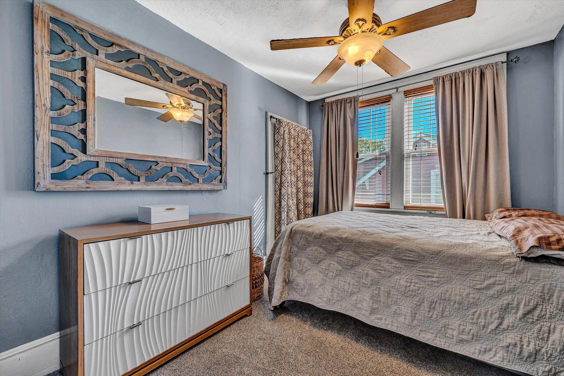 1013 Howbert AVE - Photo 43
