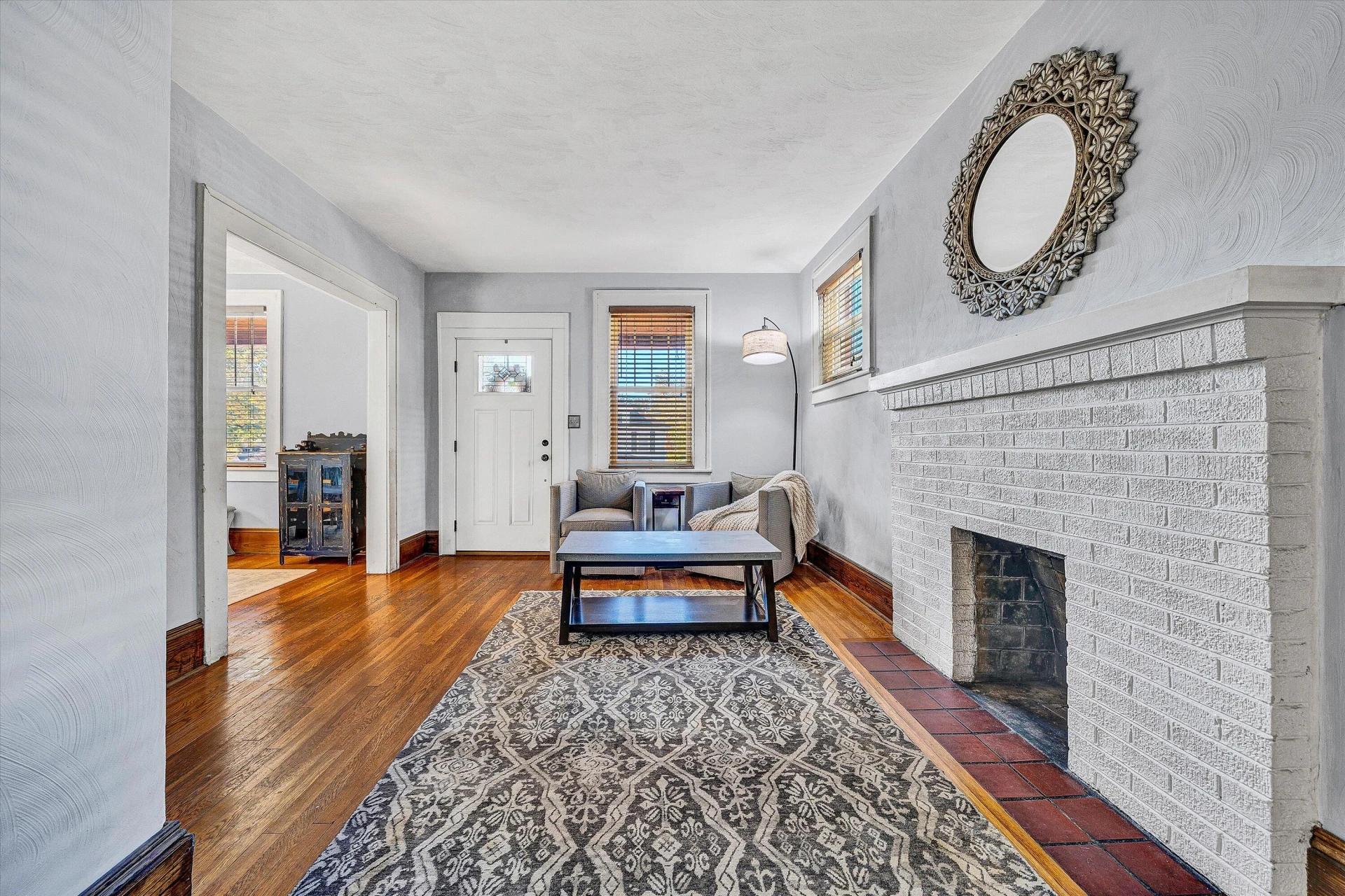 1013 Howbert AVE - Photo 7