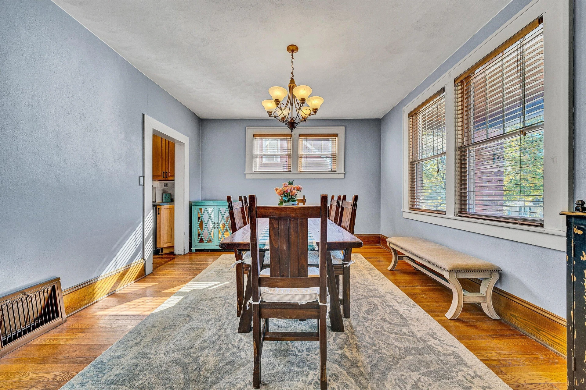 1013 Howbert AVE - Photo 9
