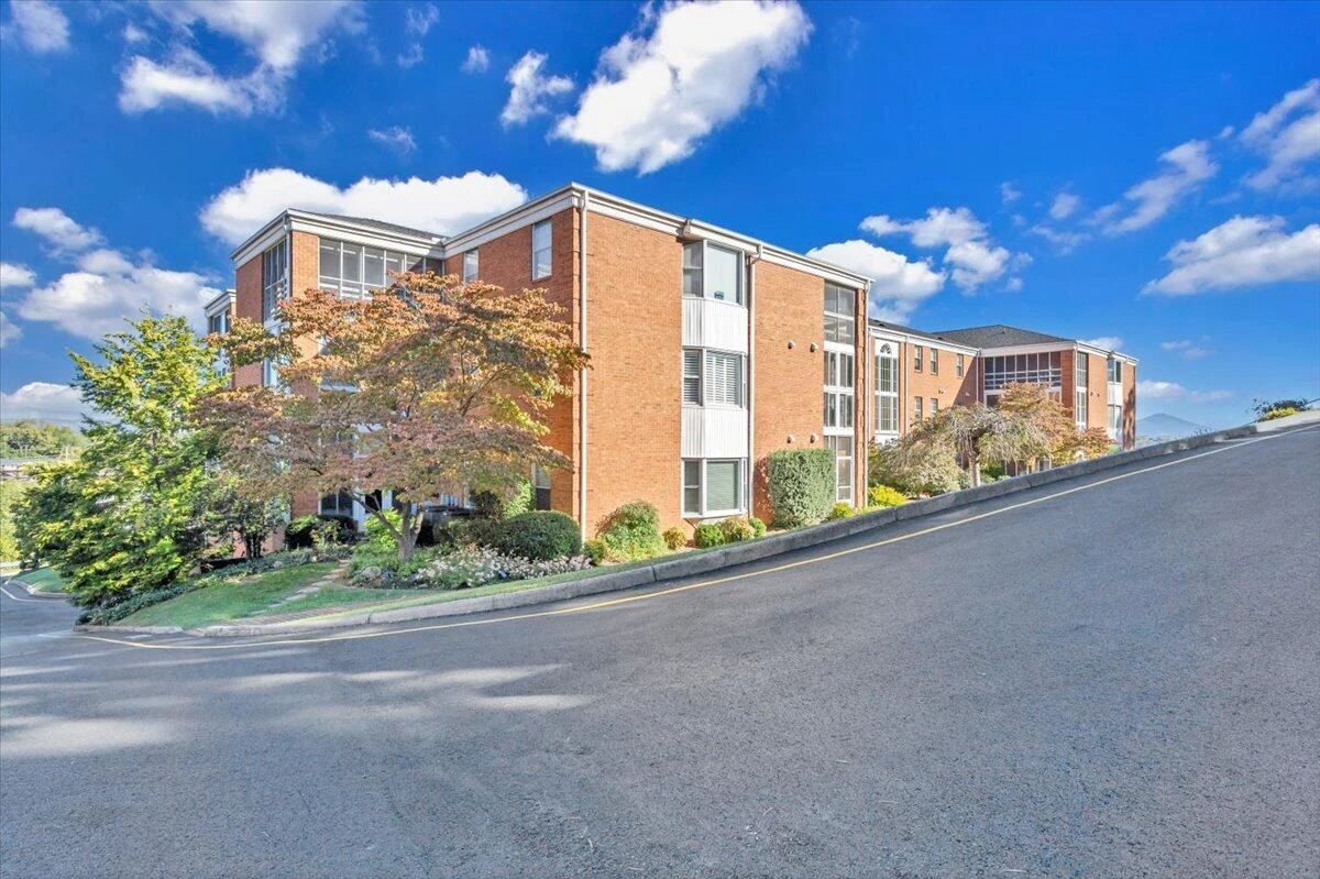 2102 Stephenson AVE #22 - Photo 5