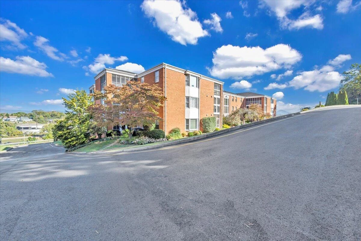 2102 Stephenson AVE #22 - Photo 7