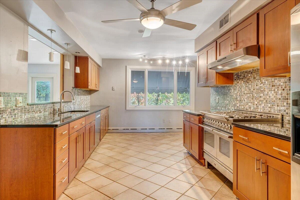 2644 Robin Hood RD - Photo 23