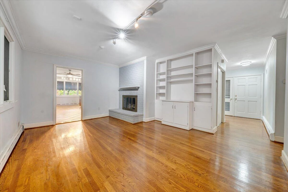 2644 Robin Hood RD - Photo 32
