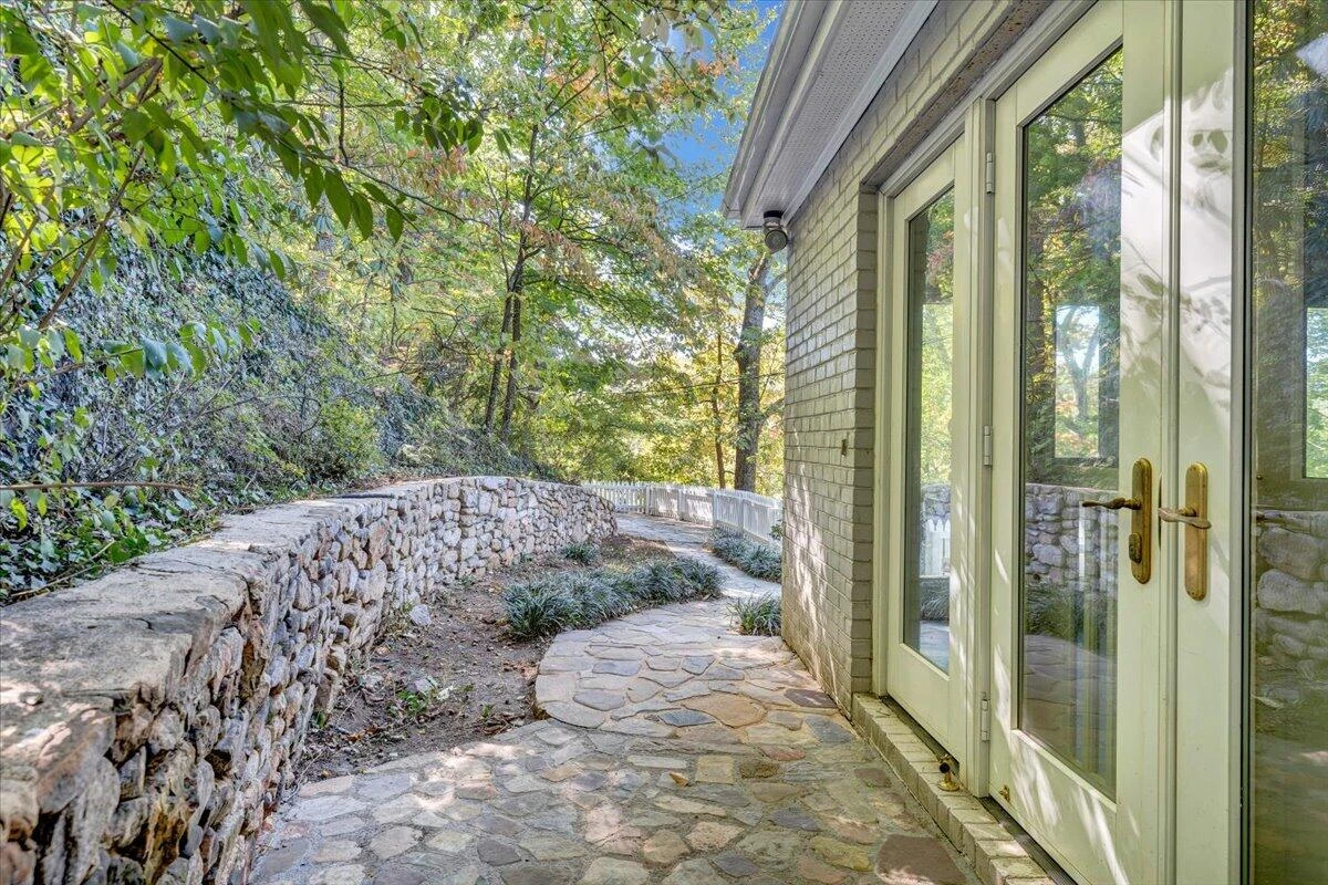 2644 Robin Hood RD - Photo 59