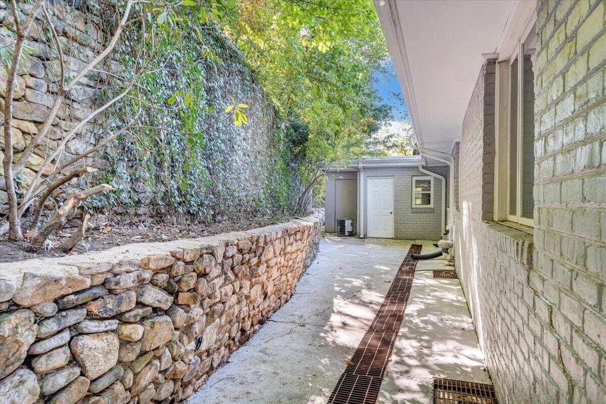 2644 Robin Hood RD - Photo 65