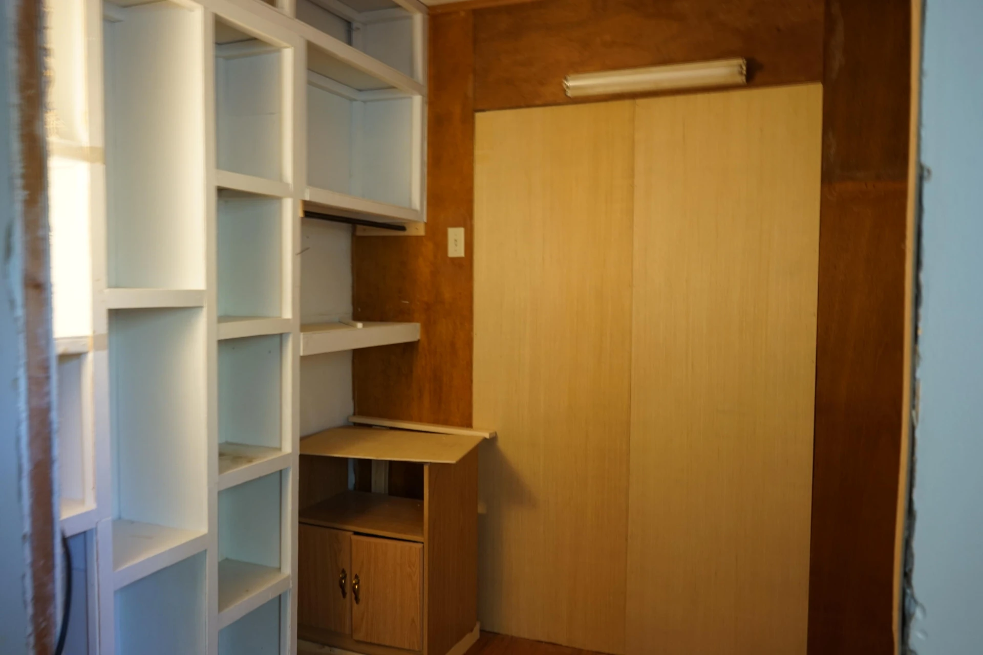 628 Montrose AVE - Photo 16