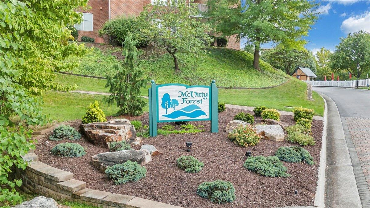 3050 McVitty Forest DR #106 - Photo 71